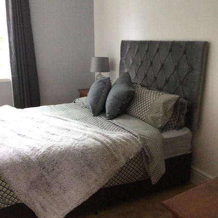 Maoldon Bank Apartment มัลลิก ภายนอก รูปภาพ
